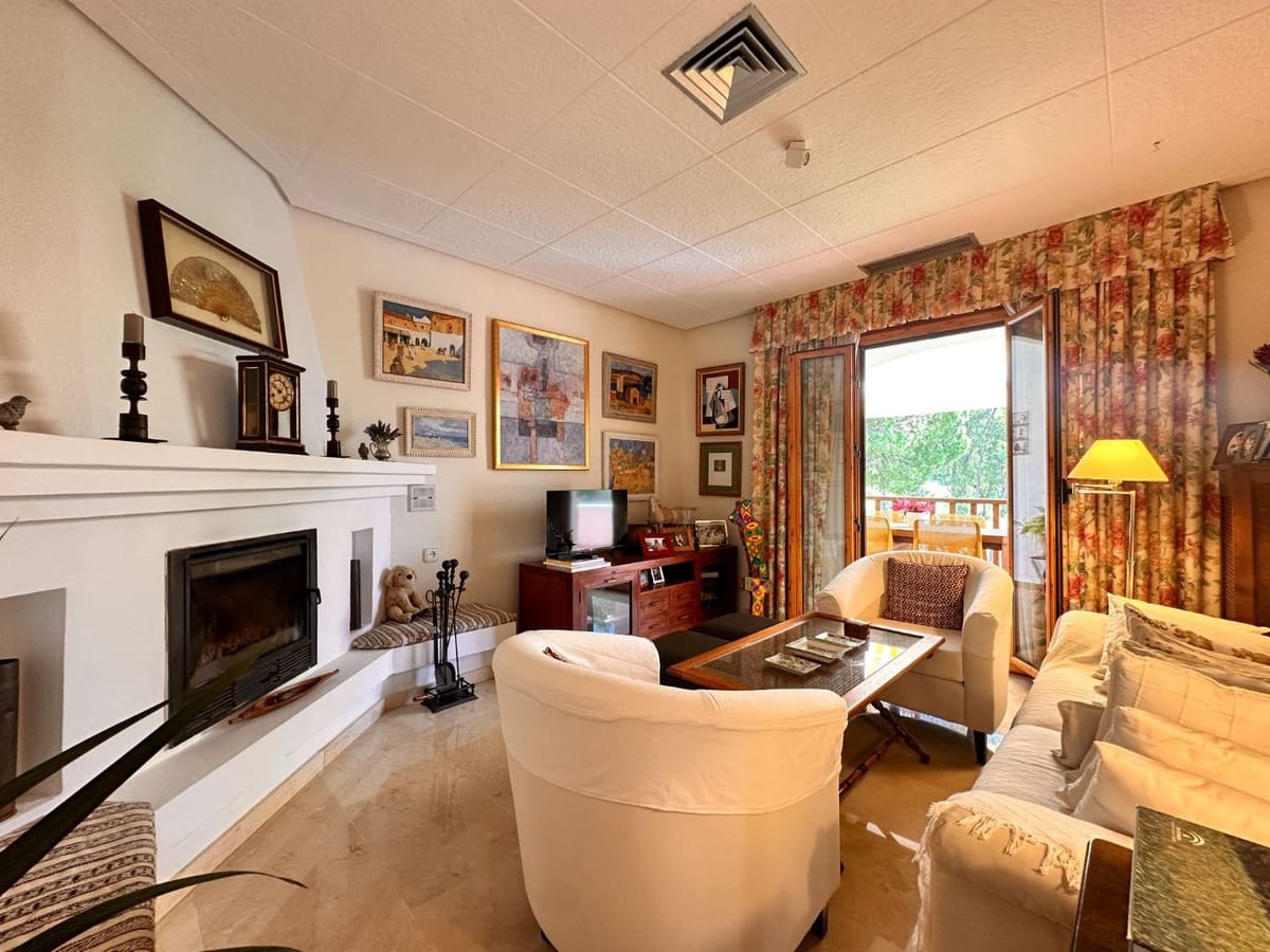 1 makuuhuone Huoneisto myytävänä paikassa Nueva Andalucia mukana 
autotalli - 450 000 € (Ref: 9571885)