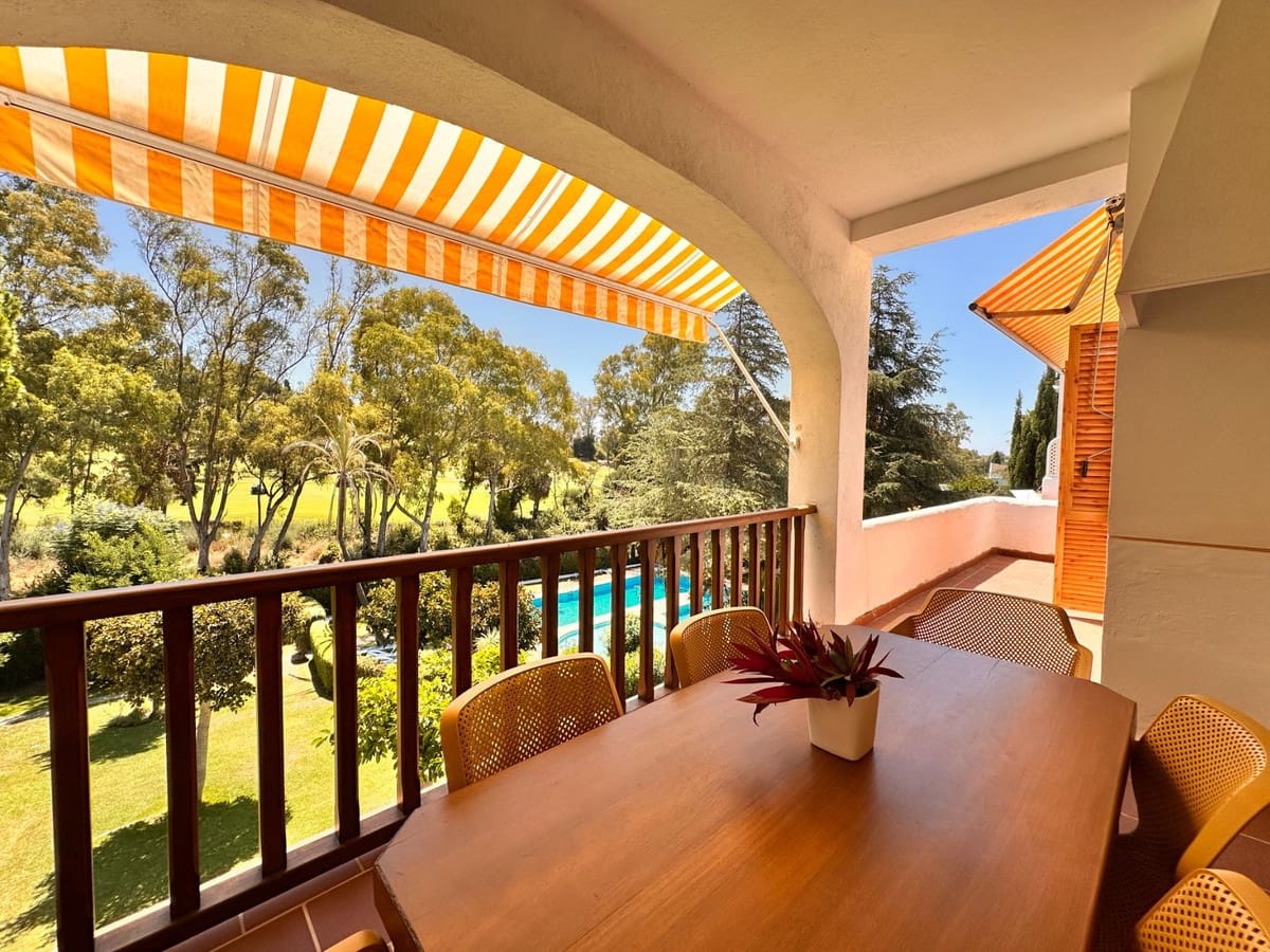 1 makuuhuone Huoneisto myytävänä paikassa Nueva Andalucia mukana 
autotalli - 450 000 € (Ref: 9571885)