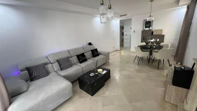 2 soveværelse Lejlighed til salg i Nueva Andalucia, Marbella med swimmingpool garage - € 450.000 (Ref: 9571937)