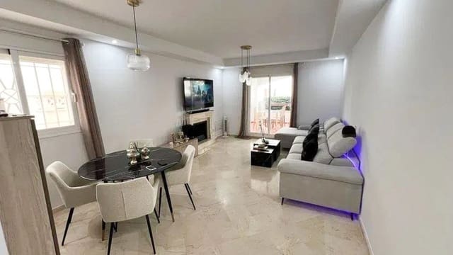 2 soveværelse Lejlighed til salg i Nueva Andalucia, Marbella med swimmingpool garage - € 450.000 (Ref: 9571937)