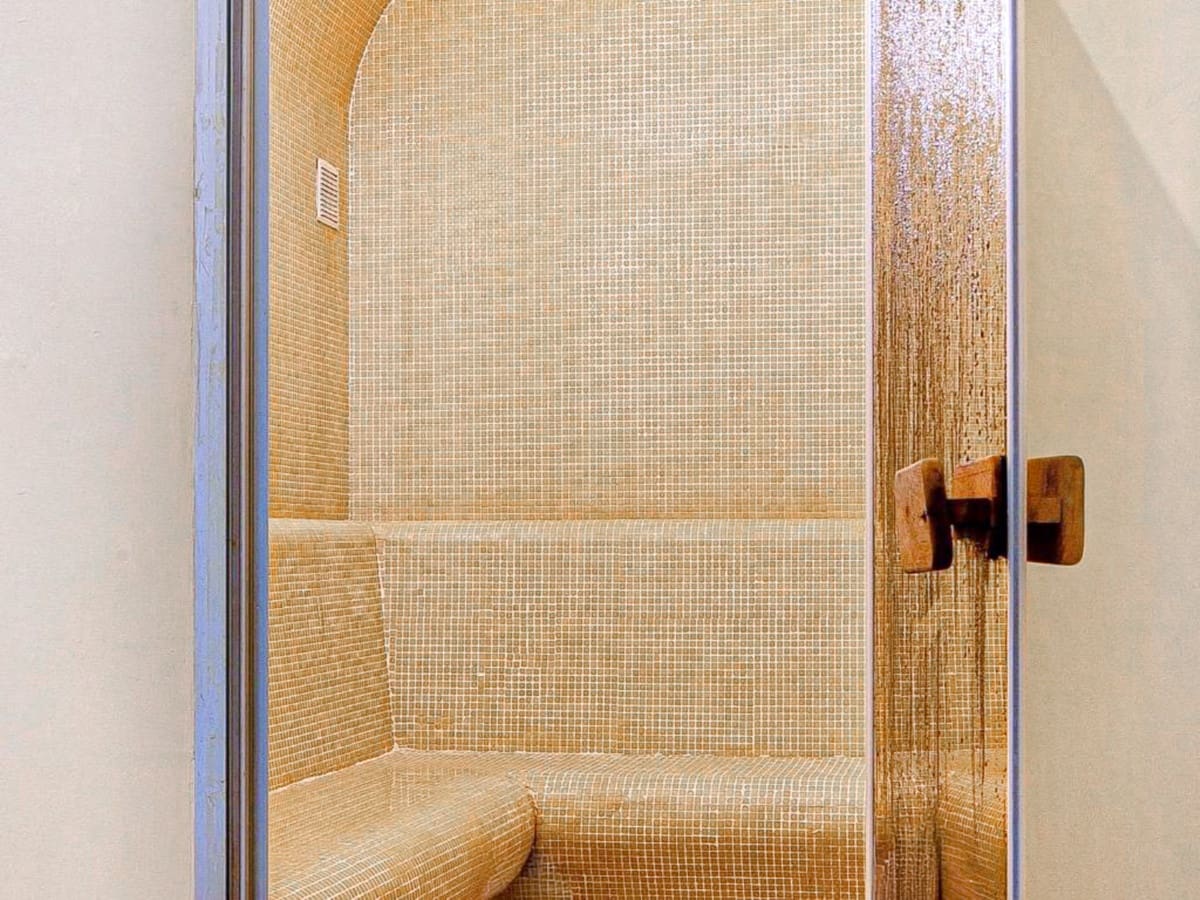 2 quarto Apartamento para venda em Estepona com piscina garagem - 450 000 € (Ref: 9571997)