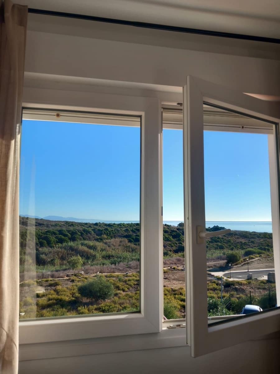 3 soveværelse Penthouse til salg i Manilva med swimmingpool garage - € 450.000 (Ref: 9572066)