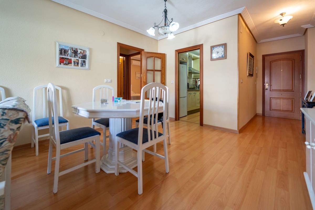 2 sovrum Lägenhet till salu i Fuengirola med pool - 450 000 € (Ref: 9572068)