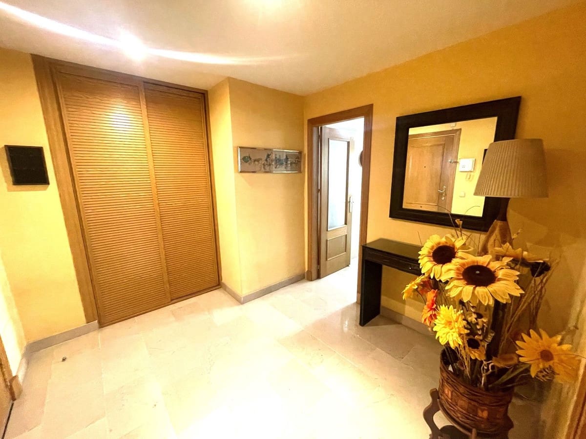 3 quarto Apartamento para venda em San Pedro de Alcantara com garagem - 455 000 € (Ref: 9572079)