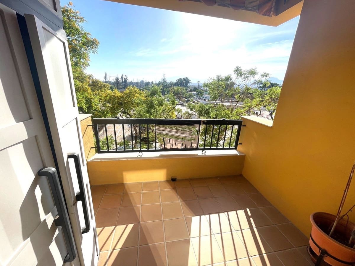 3 quarto Apartamento para venda em San Pedro de Alcantara com garagem - 455 000 € (Ref: 9572079)