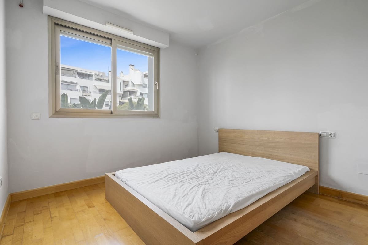 3 soverom Penthouse til salgs i La Cala de Mijas med svømmebasseng garasje - € 399 000 (Ref: 9572082)