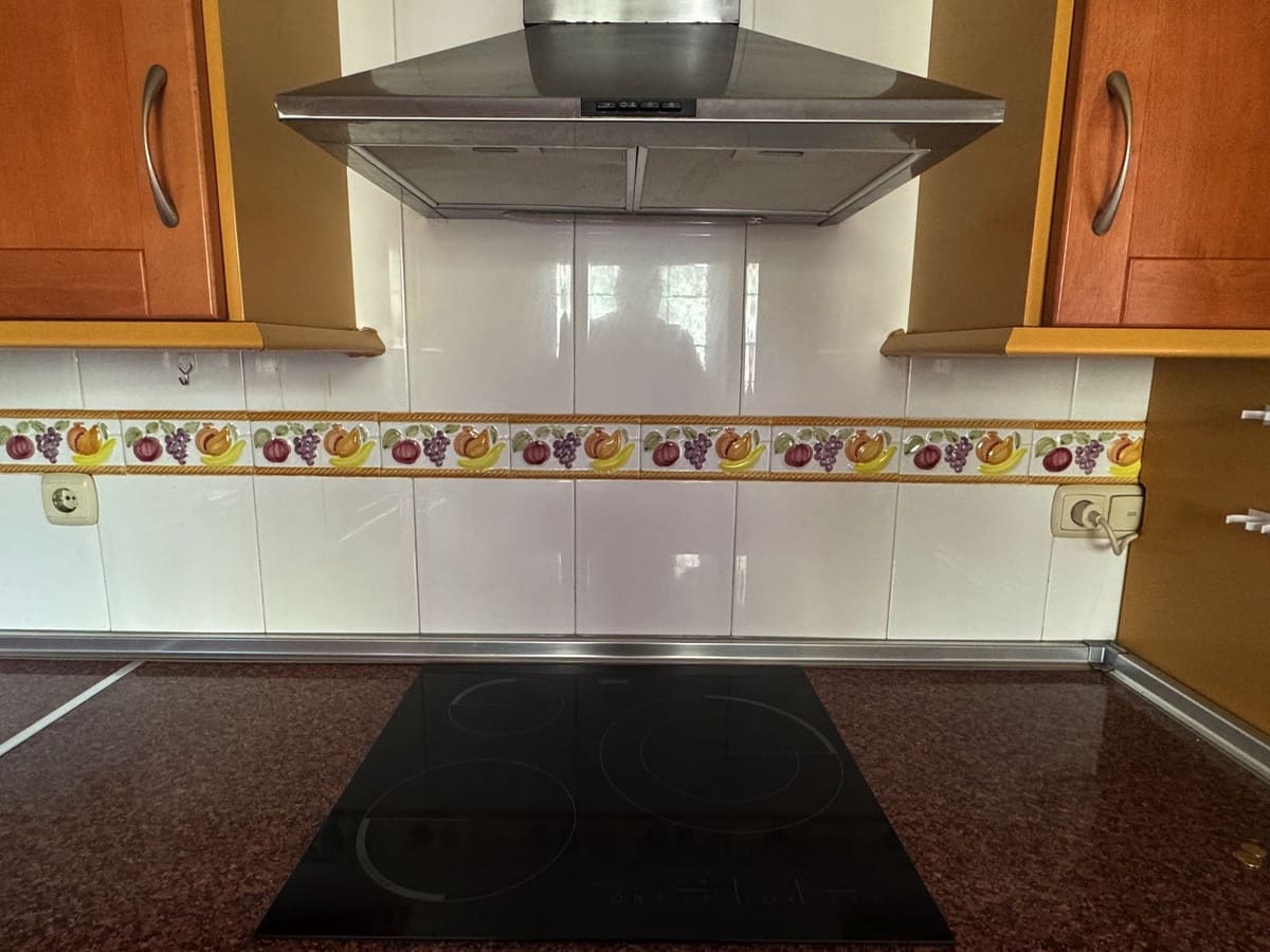 2 Zimmer Apartment zu verkaufen in Nueva Andalucia mit Pool Garage - 455.000 € (Ref: 9572209)