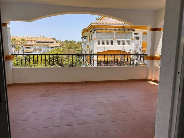 2 soveværelse Lejlighed til salg i Nueva Andalucia, Marbella med swimmingpool garage - € 455.000 (Ref: 9572211)