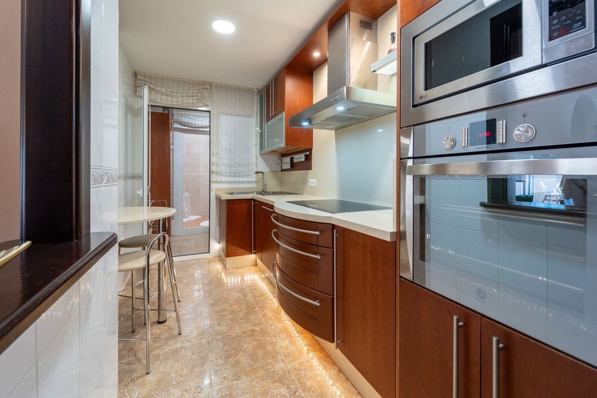 3 sovrum Lägenhet till salu i Arroyo de la Miel med pool garage - 459 000 € (Ref: 9572276)