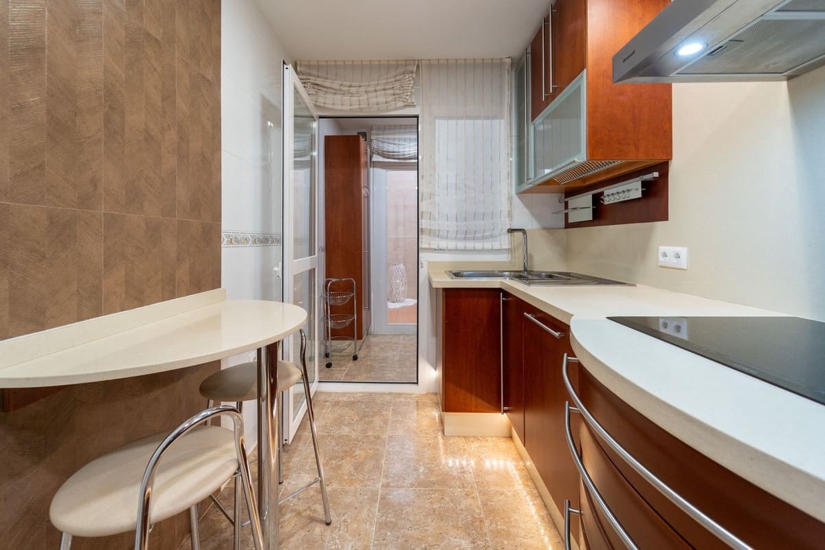 3 sovrum Lägenhet till salu i Arroyo de la Miel med pool garage - 459 000 € (Ref: 9572276)