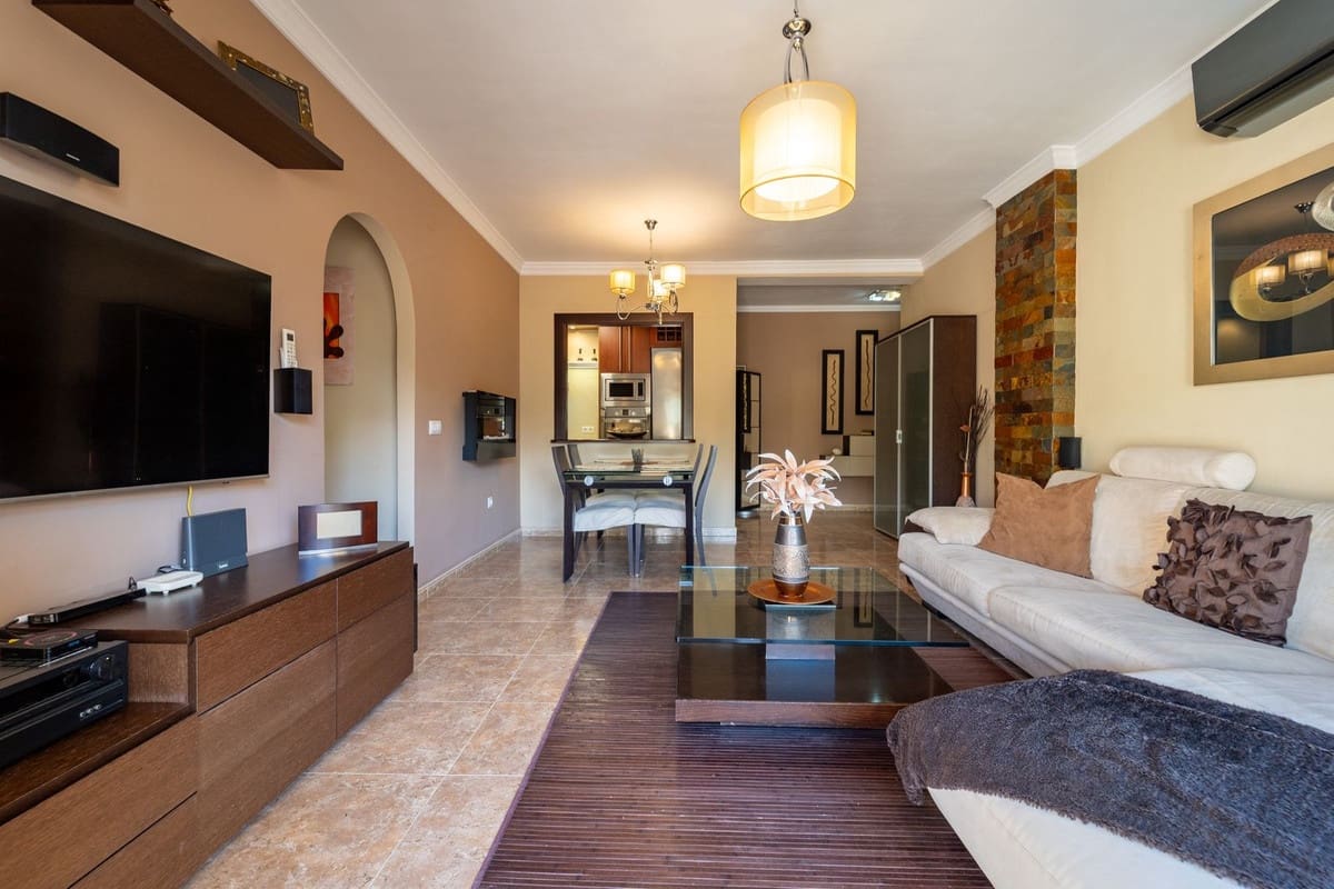 3 sovrum Lägenhet till salu i Arroyo de la Miel med pool garage - 459 000 € (Ref: 9572276)