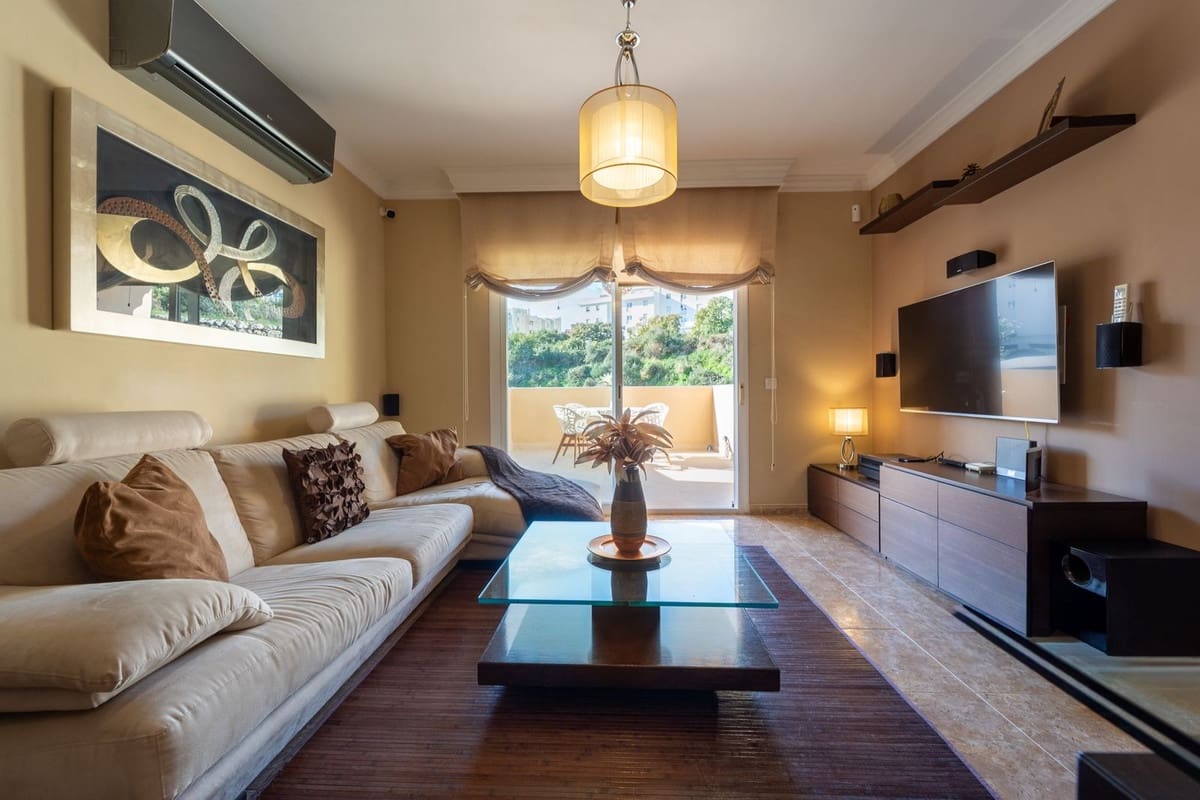 3 sovrum Lägenhet till salu i Arroyo de la Miel med pool garage - 459 000 € (Ref: 9572276)