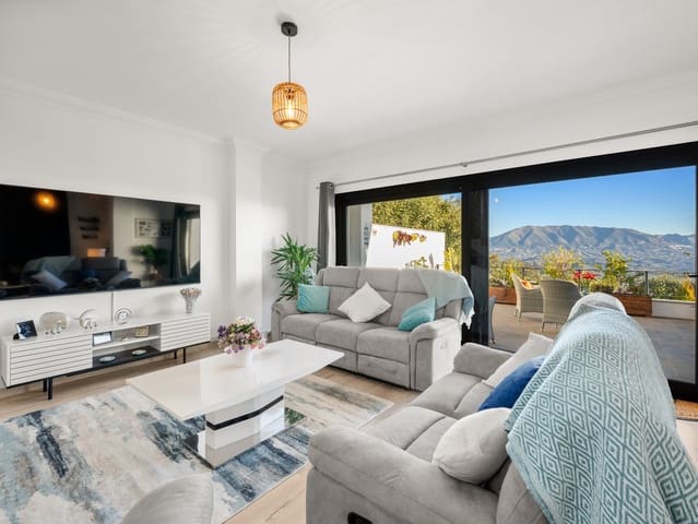 3 slaapkamer Huis te koop in Marbella met zwembad garage - € 649.000 (Ref: 9579992)