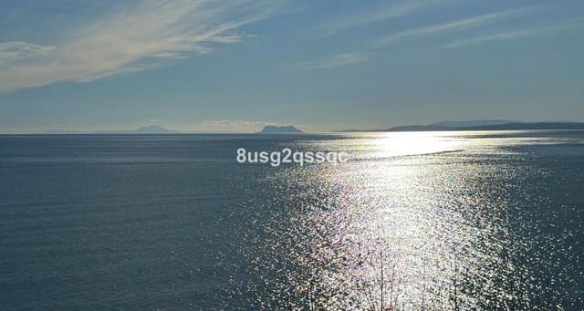 1 makuuhuone Kattohuoneisto myytävänä paikassa New Golden Mile, Estepona mukana uima-altaan - 180 000 € (Ref: 9580051)