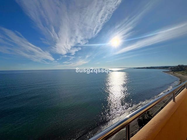 1 makuuhuone Kattohuoneisto myytävänä paikassa New Golden Mile, Estepona mukana uima-altaan - 180 000 € (Ref: 9580051)