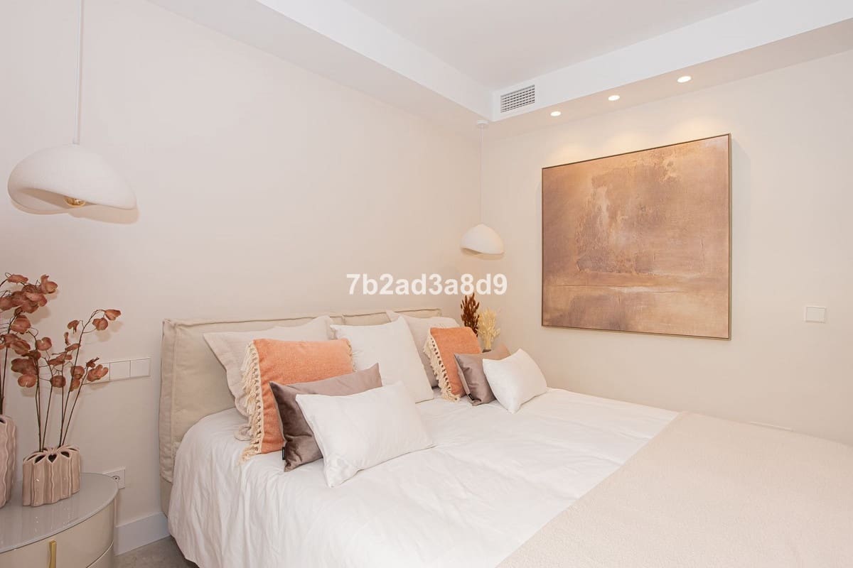 4 sovrum Takvåning till salu i Nueva Andalucia med pool garage - 1 290 000 € (Ref: 9580093)