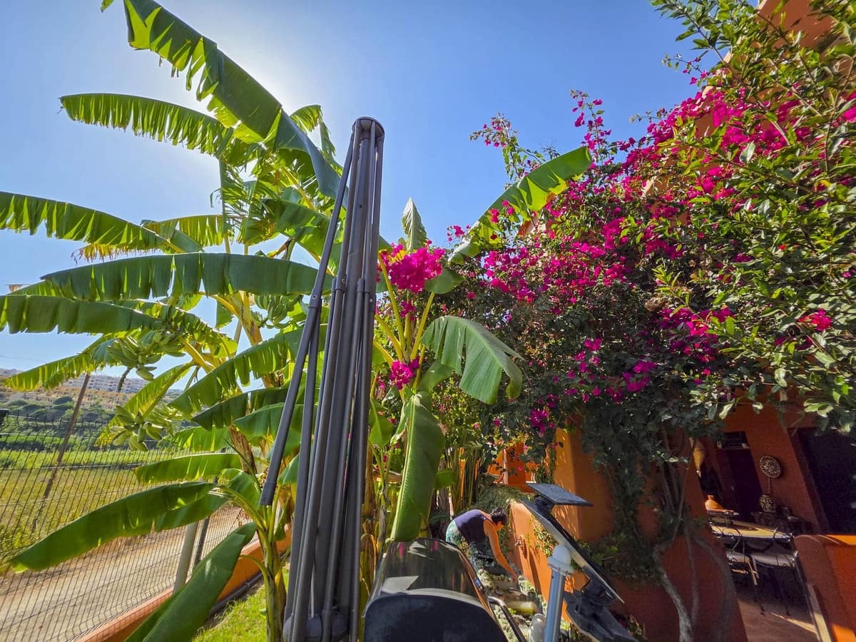 3 slaapkamer Appartement te koop in La Duquesa / Puerto de la Duquesa met zwembad garage - € 499.000 (Ref: 9580304)