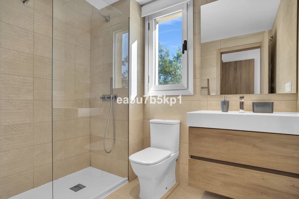 2 sovrum Takvåning till salu i Estepona med pool garage - 475 000 € (Ref: 9580360)