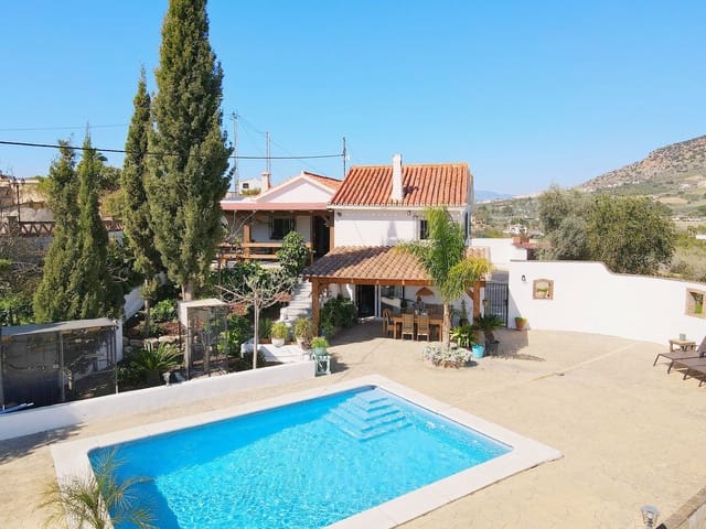 3 soveværelse Villa til salg i Alhaurín el Grande med swimmingpool garage - € 475.000 (Ref: 9580361)