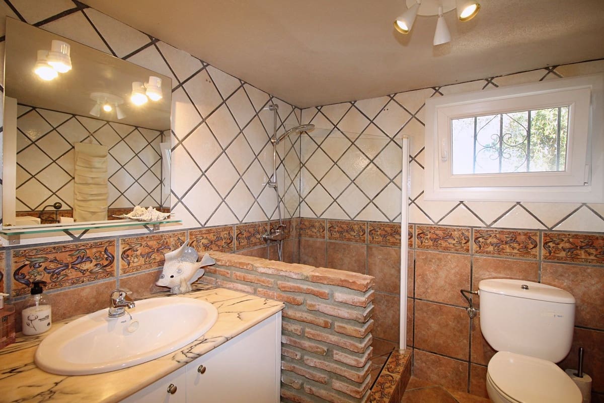 3 soveværelse Villa til salg i Alhaurin el Grande med swimmingpool garage - € 475.000 (Ref: 9580361)