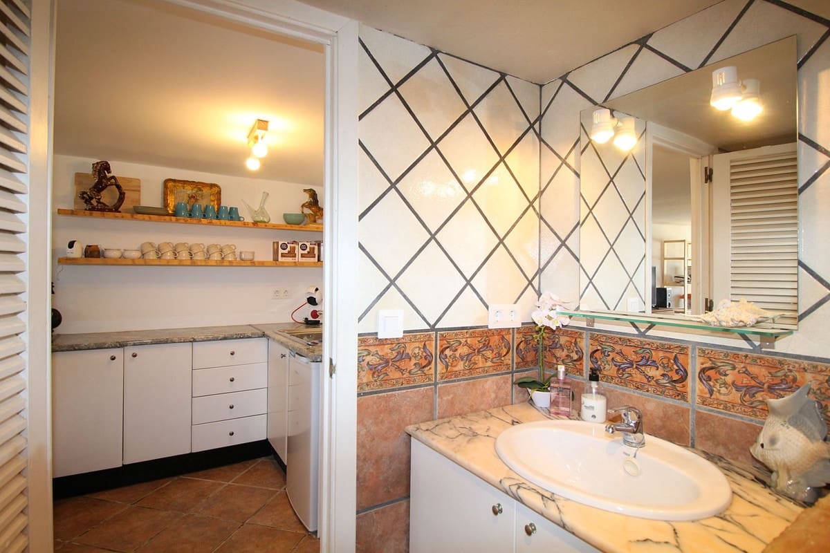 3 soveværelse Villa til salg i Alhaurin el Grande med swimmingpool garage - € 475.000 (Ref: 9580361)