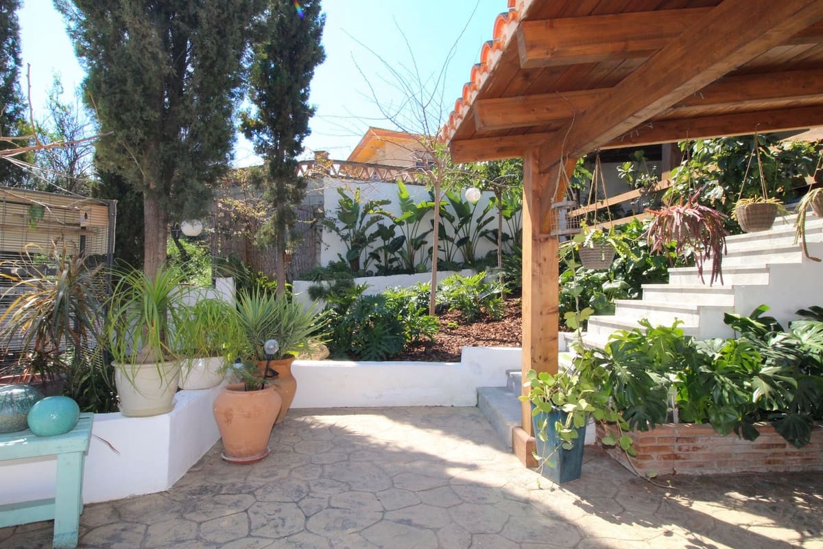 3 soveværelse Villa til salg i Alhaurin el Grande med swimmingpool garage - € 475.000 (Ref: 9580361)