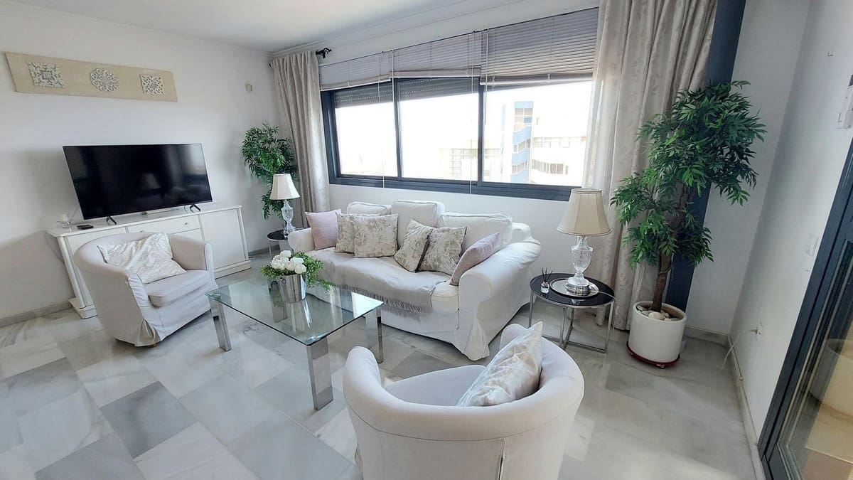 2 quarto Penthouse para venda em Fuengirola com piscina garagem - 479 000 € (Ref: 9581221)