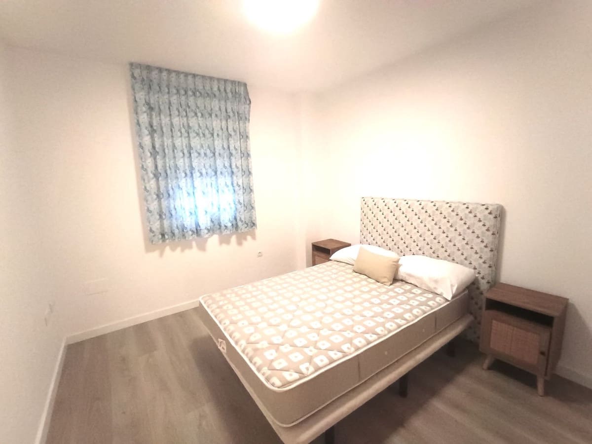 3 soverom Leilighet til salgs i Nueva Andalucia med svømmebasseng garasje - € 479 000 (Ref: 9581222)