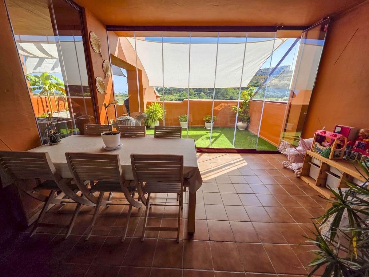 3 Zimmer Apartment zu verkaufen in La Duquesa / Puerto de la Duquesa mit Pool Garage - 480.000 € (Ref: 9583143)