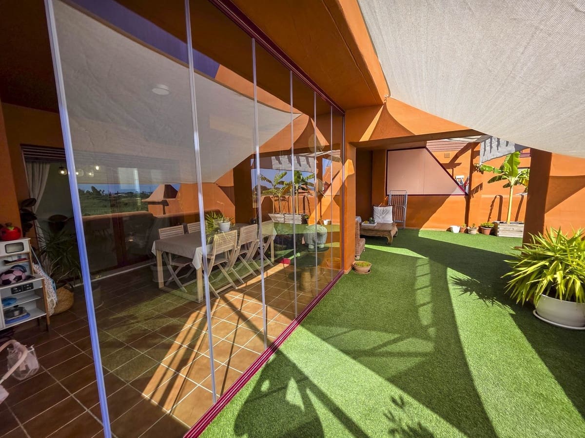 3 Zimmer Apartment zu verkaufen in La Duquesa / Puerto de la Duquesa mit Pool Garage - 480.000 € (Ref: 9583143)