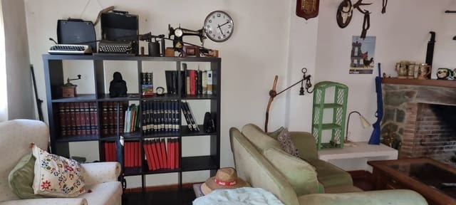 3 makuuhuone Maalaistalo myytävänä paikassa Alhaurín de la Torre mukana uima-altaan 
autotalli - 480 000 € (Ref: 9583176)