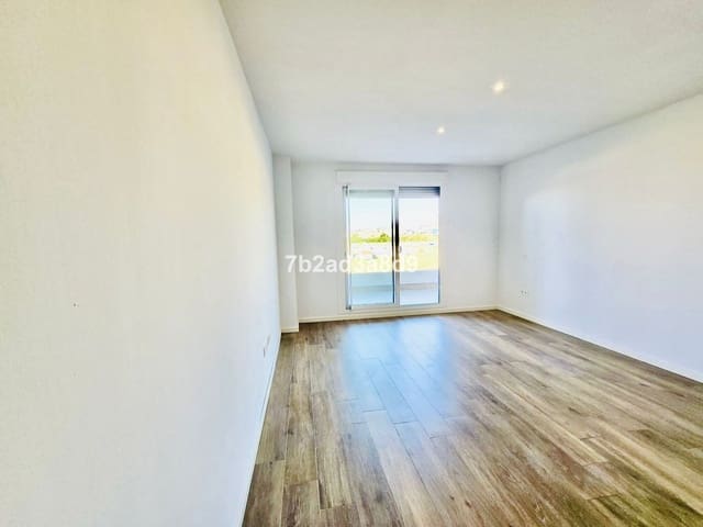 3 quarto Apartamento para venda em Nueva Andalucia, Marbella com piscina garagem - 485 000 € (Ref: 9583443)