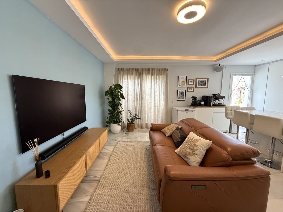 3 sovrum Takvåning till salu i Estepona med garage - 489 500 € (Ref: 9583550)