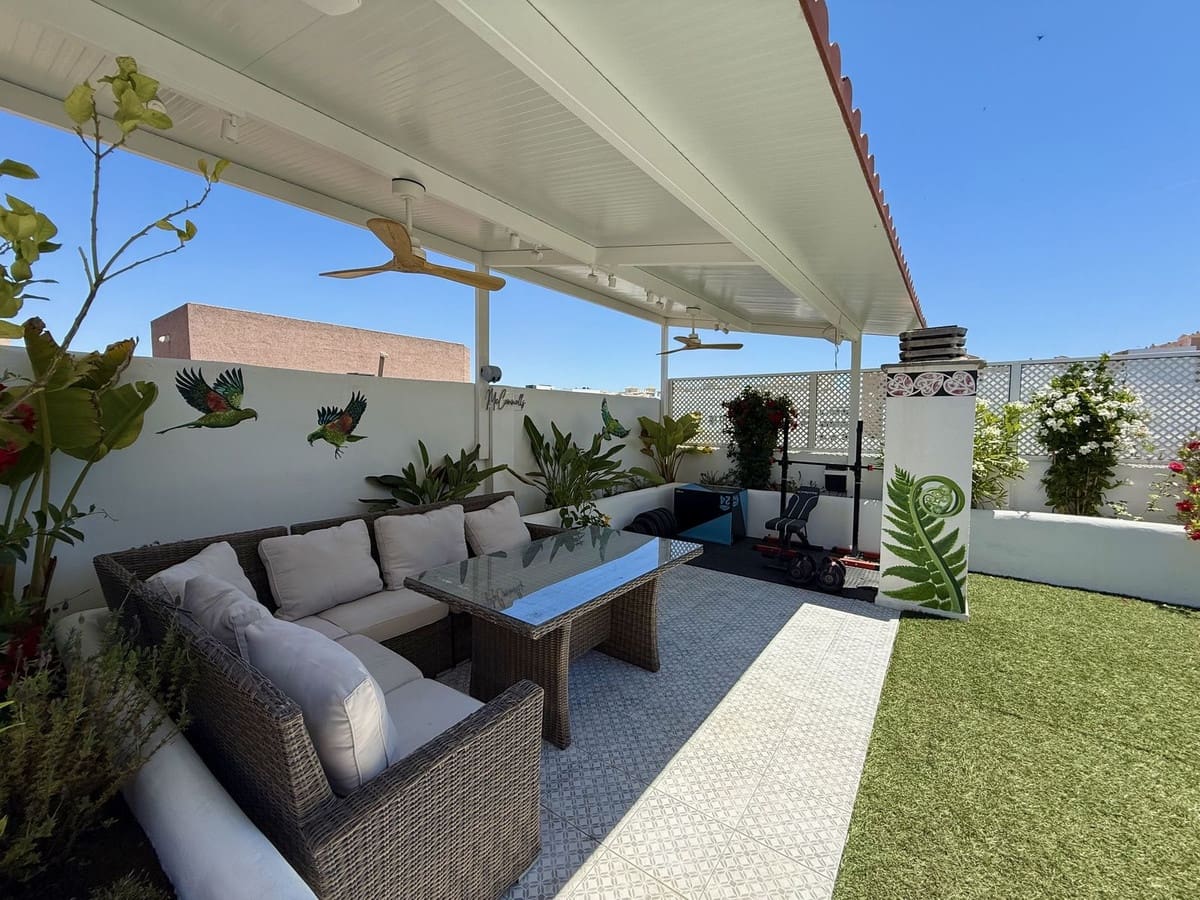 3 sovrum Takvåning till salu i Estepona med garage - 489 500 € (Ref: 9583550)