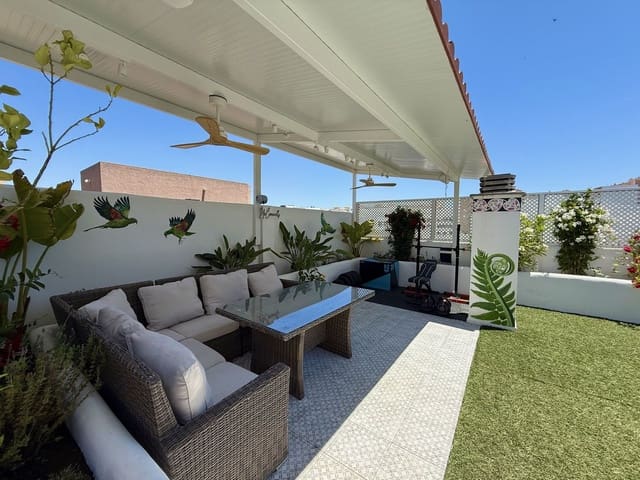 3 sovrum Takvåning till salu i Estepona med garage - 489 500 € (Ref: 9583550)