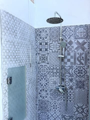 3 sovrum Takvåning till salu i Estepona med garage - 489 500 € (Ref: 9583550)