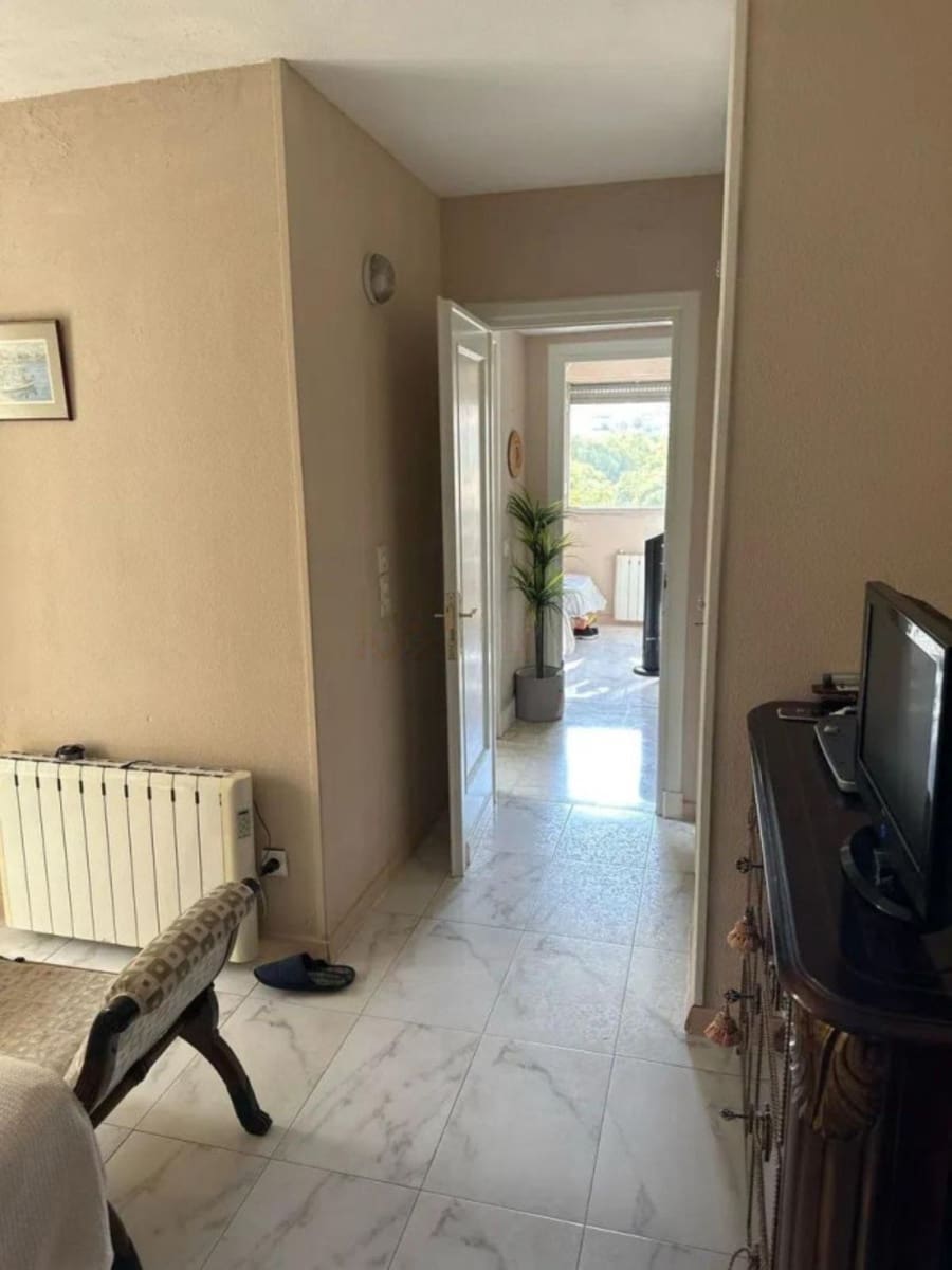 Apartamento de 3 habitaciones en Marbella en venta con piscina - 493.000 € (Ref: 9584688)