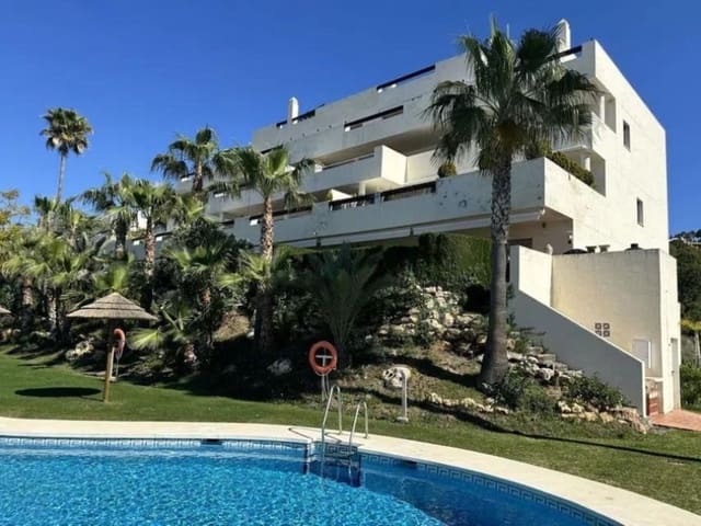 2 makuuhuone Huoneisto myytävänä paikassa Los Arqueros - Puerto del Almendro, Benahavís mukana uima-altaan 
autotalli - 495 000 € (Ref: 9584689)