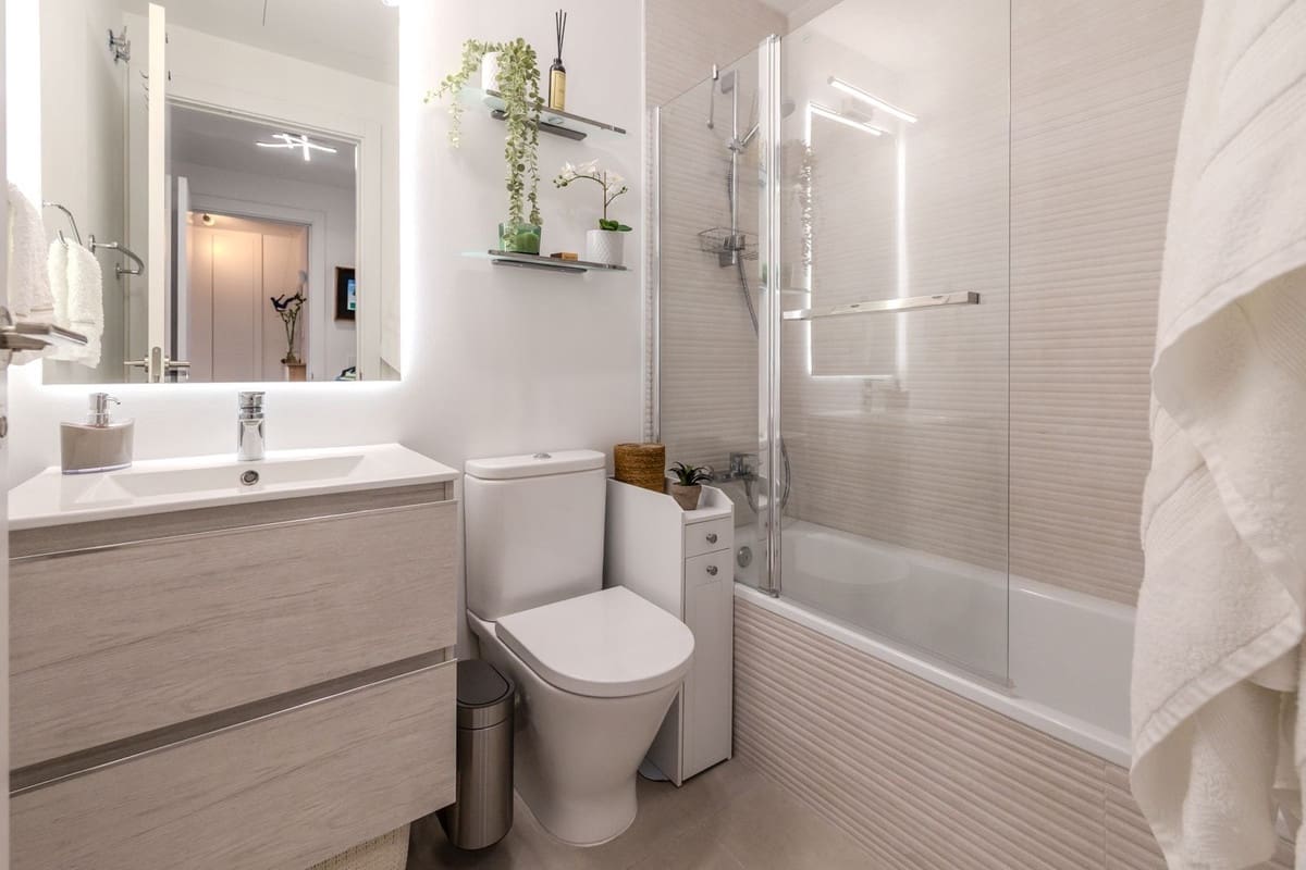 2 chambre Penthouse à vendre à New Golden Mile avec piscine garage - 495 000 € (Ref: 9584691)