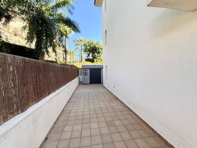 3 sovrum Lägenhet till salu i La Alcaidesa med pool garage - 495 000 € (Ref: 9584693)