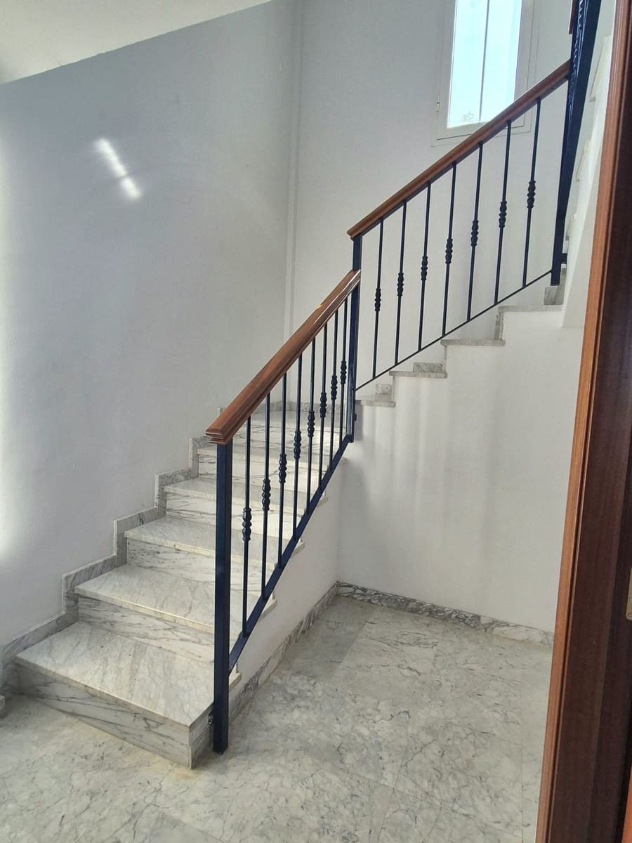 3 bedroom Semi-detached Villa for sale in Alhaurin el Grande with pool garage - € 495,000 (Ref: 9584695)