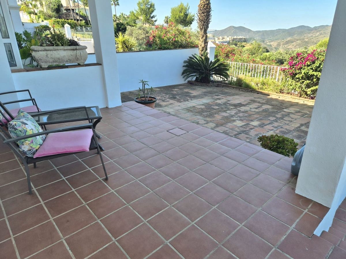 3 bedroom Semi-detached Villa for sale in Alhaurin el Grande with pool garage - € 495,000 (Ref: 9584695)