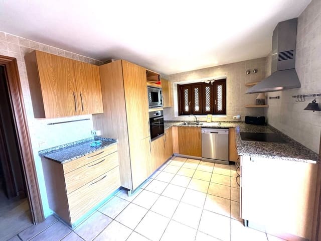 5 camera da letto Villetta Bifamiliare in vendita in Riviera del Sol, Mijas con piscina garage - 495.000 € (Rif: 9585006)