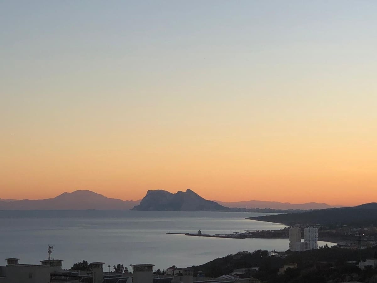 4 sovrum Hus till salu i Manilva med pool garage - 495 000 € (Ref: 9585071)