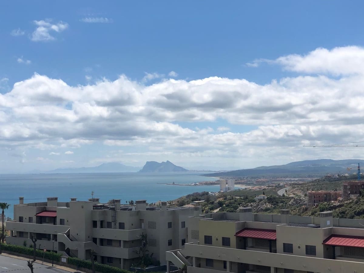 4 sovrum Hus till salu i Manilva med pool garage - 495 000 € (Ref: 9585071)