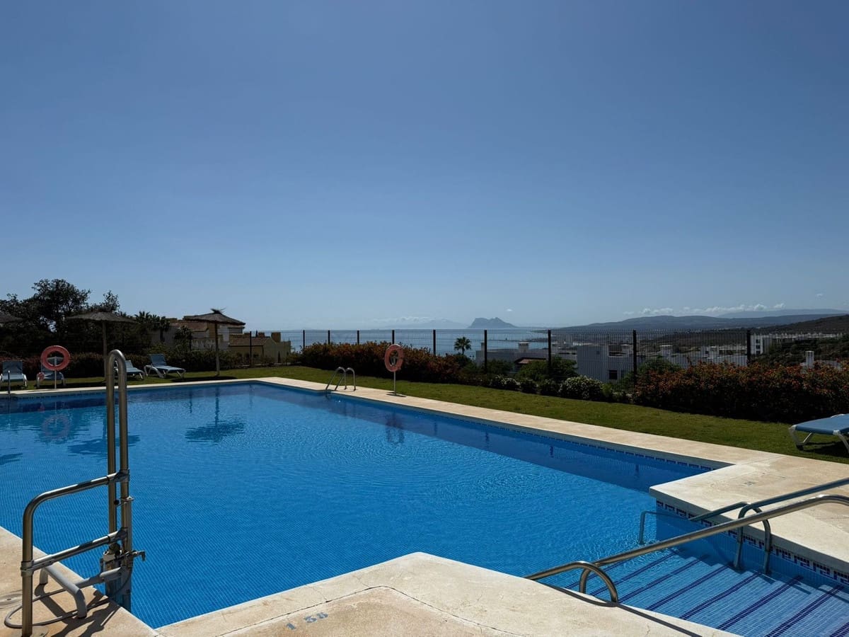 4 sovrum Hus till salu i Manilva med pool garage - 495 000 € (Ref: 9585071)