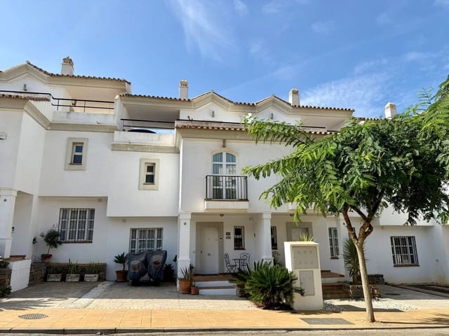 4 sovrum Hus till salu i Manilva med pool garage - 495 000 € (Ref: 9585071)