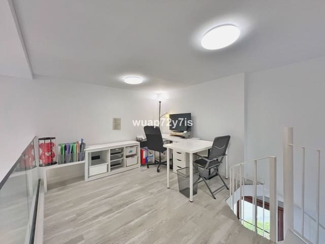 2 quarto Penthouse para venda em Benahavís com piscina garagem - 499 000 € (Ref: 9585089)