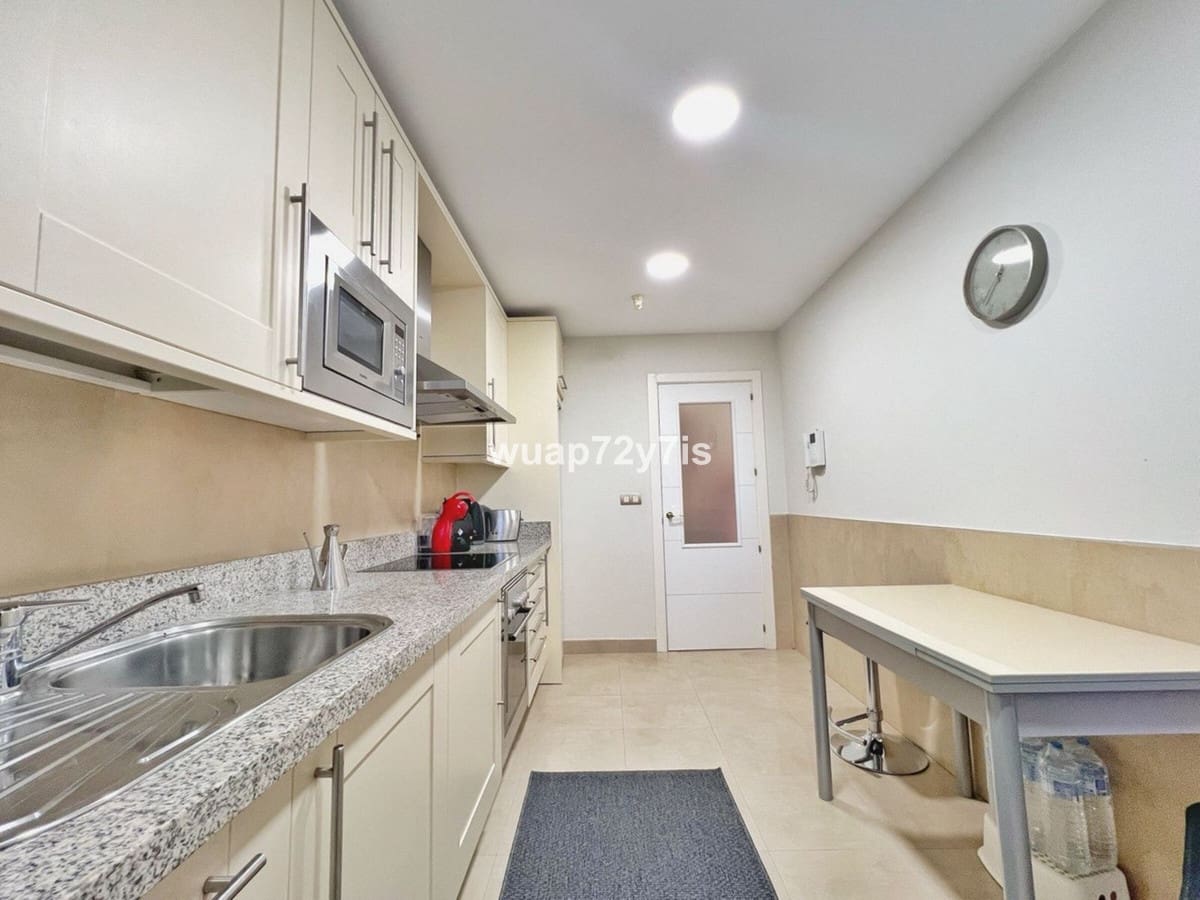 2 sypialnia Penthouse na sprzedaż w Benahavis z basenem garażem - 499 000 € (Ref: 9585089)