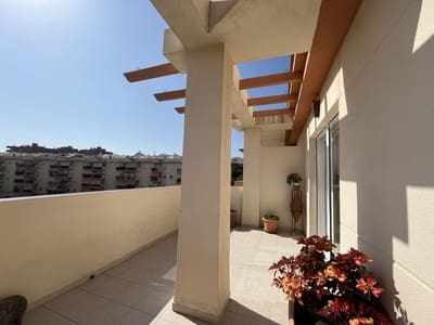 4 sovrum Takvåning till salu i Estepona med pool garage - 850 000 € (Ref: 9588063)